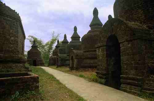 Birmania Mrauk-U Cuevas del templo de Andaw-thein Cuevas del templo de Andaw-thein Rakhine - Mrauk-U - Birmania