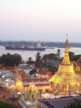 Birmania Rangún Pagoda Botataung Pagoda Botataung Rangún - Rangún - Birmania