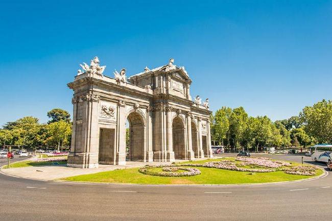 España Madrid Puerta de Alcalá Puerta de Alcalá Madrid - Madrid - España