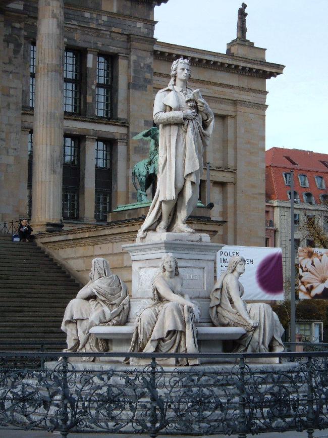 Alemania Berlin Monumento a Friedrich Schiller Monumento a Friedrich Schiller Monumento a Friedrich Schiller - Berlin - Alemania