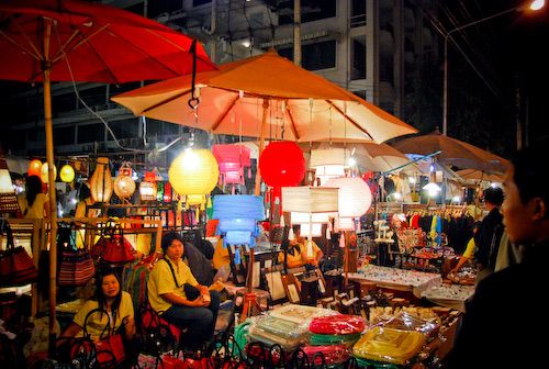 Tailandia Chiang Mai  Bazar Nocturno de Chiang Mai Bazar Nocturno de Chiang Mai Chiang Mai - Chiang Mai  - Tailandia