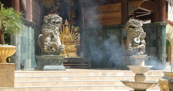 Tailandia Krabi  Templo de la Cueva del Tigre Templo de la Cueva del Tigre Tailandia - Krabi  - Tailandia