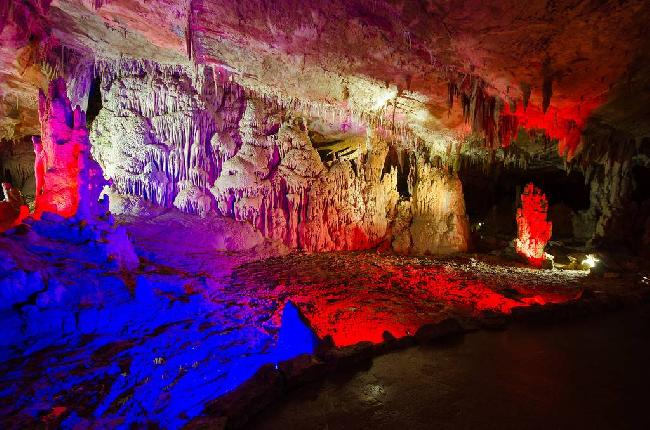 Georgia Kutaisi  Cueva de Prometeo Cueva de Prometeo Kutaisi - Kutaisi  - Georgia