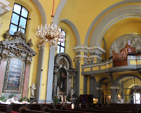 Iglesia Católica del Barrio Cristina