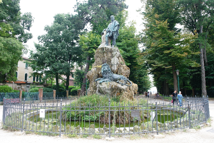 Italia Venecia Monumento a Giuseppe Garibaldi Monumento a Giuseppe Garibaldi Italia - Venecia - Italia