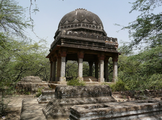 الهند نيو دلهى حديقة مهرولي الأثرية حديقة مهرولي الأثرية نيو دلهى - نيو دلهى - الهند