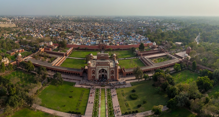 India Agra The Great gate (Darwaza-i rauza) The Great gate (Darwaza-i rauza) Uttar Pradesh - Agra - India