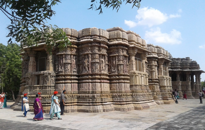 India Ahmadabad Templo del Sol de Modhera Templo del Sol de Modhera Gujarat - Ahmadabad - India