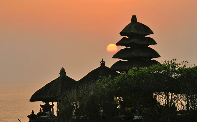 Indonesia Isla de Bali Templo Tanah Lot (Templo de la Tierra en el Mar) Templo Tanah Lot (Templo de la Tierra en el Mar) Isla de Bali - Isla de Bali - Indonesia