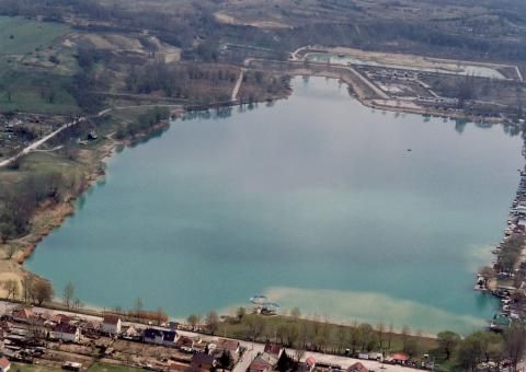 Hungría Esztergom  lago palatino lago palatino Hungría - Esztergom  - Hungría