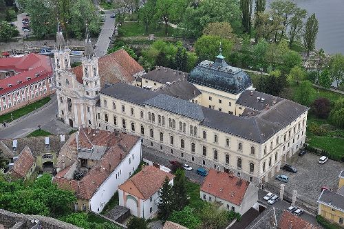 Hungría Esztergom  palacio primitivo palacio primitivo Komarom-esztergom - Esztergom  - Hungría