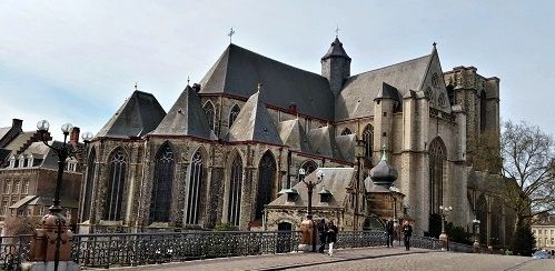 Bélgica Ghent  Iglesia de San Miguel Iglesia de San Miguel Ghent - Ghent  - Bélgica