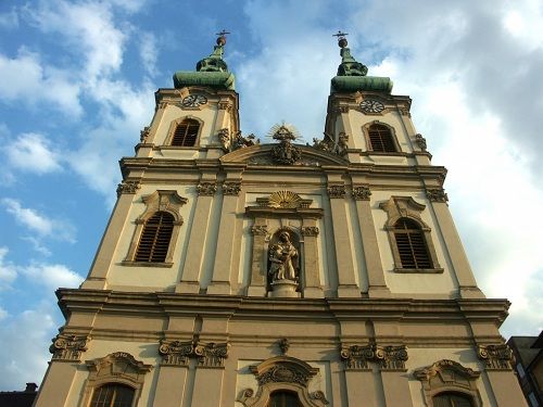 Hungría Budapest  Iglesia de Santa Ana Iglesia de Santa Ana Hungría - Budapest  - Hungría