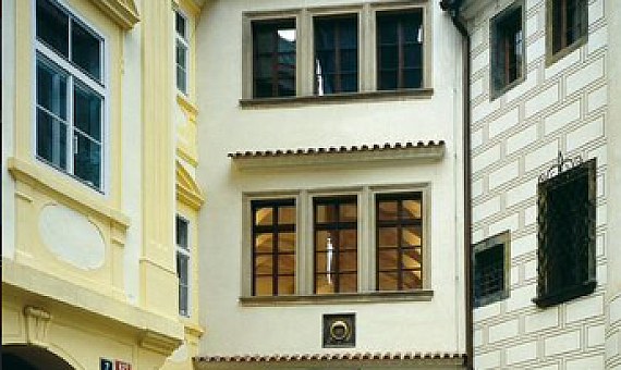 República Checa Praga La Casa del Anillo Dorado La Casa del Anillo Dorado Praga - Praga - República Checa