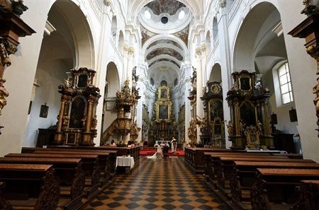 República Checa Praga Iglesia de Santo Tomás Iglesia de Santo Tomás República Checa - Praga - República Checa