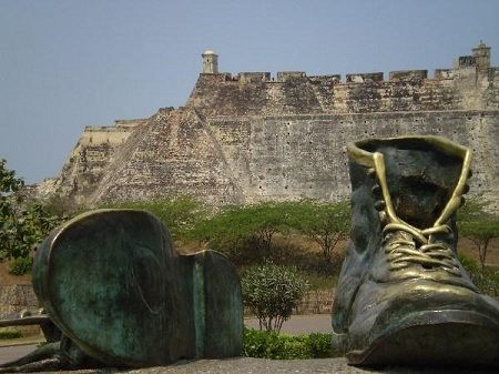 Colombia Cartagena Monumento a los Zapatos Viejos Monumento a los Zapatos Viejos Bolívar - Cartagena - Colombia
