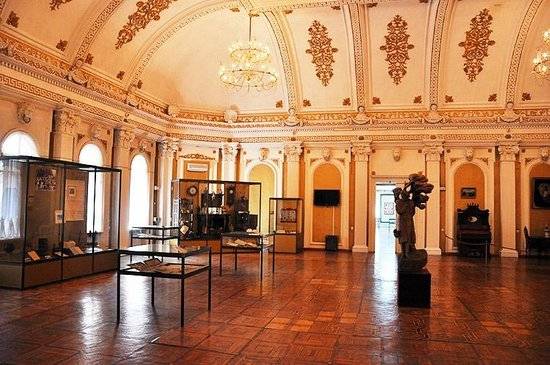 Moldavia Chisinau  Museo Nacional de Historia Museo Nacional de Historia Moldavia - Chisinau  - Moldavia