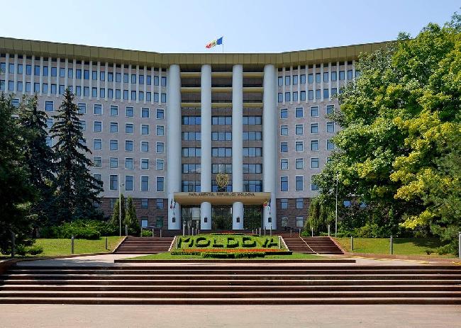 Moldavia Chisinau  casa del Parlamento casa del Parlamento Moldavia - Chisinau  - Moldavia