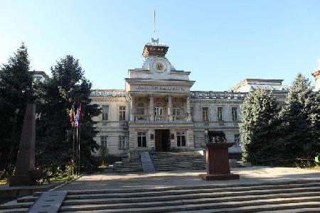 Hoteles cerca de Museo Nacional de Historia  Chisinau