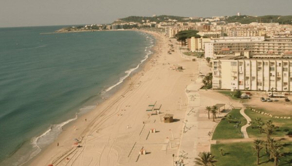 España Salou  Playa de La Pineda Playa de La Pineda Tarragona - Salou  - España