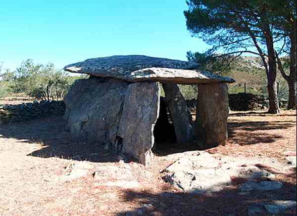 Spain Roses la Creu d´en Cobertella Megalithic Tomb la Creu d´en Cobertella Megalithic Tomb Catalonia - Roses - Spain