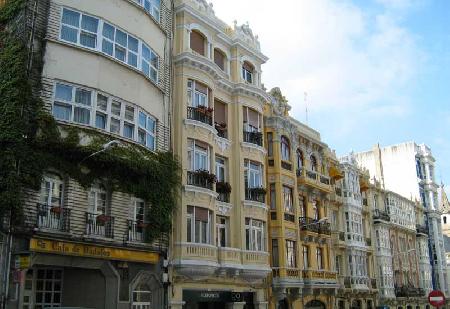 Hoteles cerca de El Ensanche  A Coruña