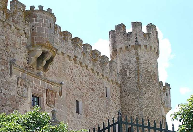 España Cáceres  Castillos de Arguijuelas Castillos de Arguijuelas Cáceres - Cáceres  - España