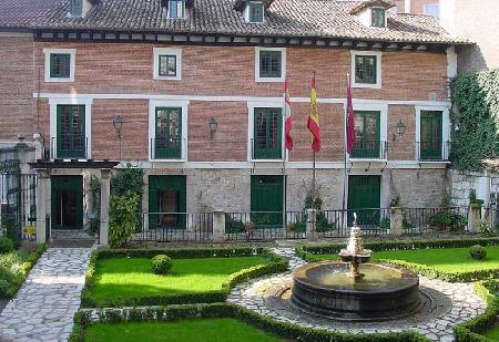 Hoteles cerca de Museo Casa Natal  de Cervantes  Alcalá De Henares