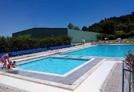 El Llano Luis Alvargonzalez Swimming Pool