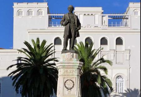 Jose Moreno Nieto Statue