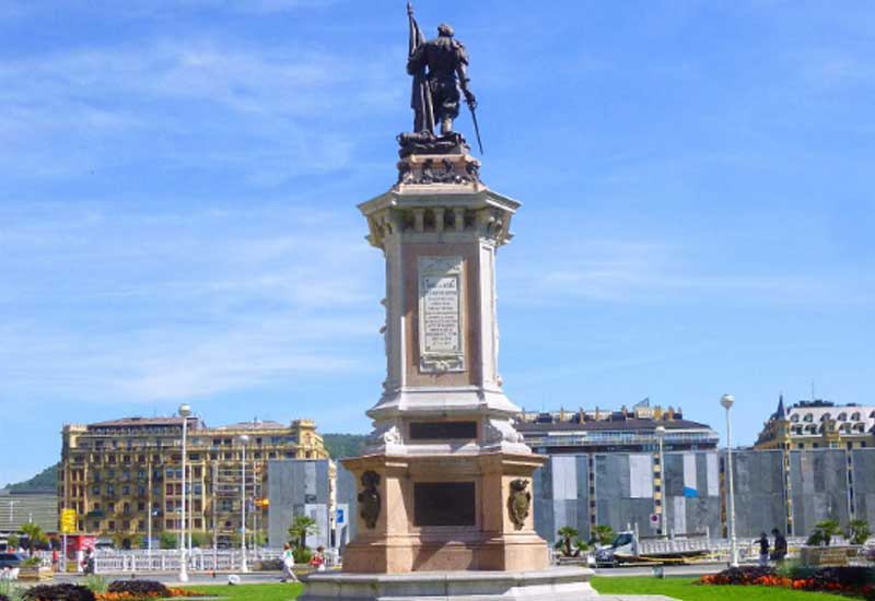 España San Sebastián  Monumento al Almirante Oquendo Monumento al Almirante Oquendo País Vasco - San Sebastián  - España