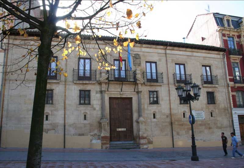 España Oviedo Palacio del Conde de Toreno Palacio del Conde de Toreno Oviedo - Oviedo - España