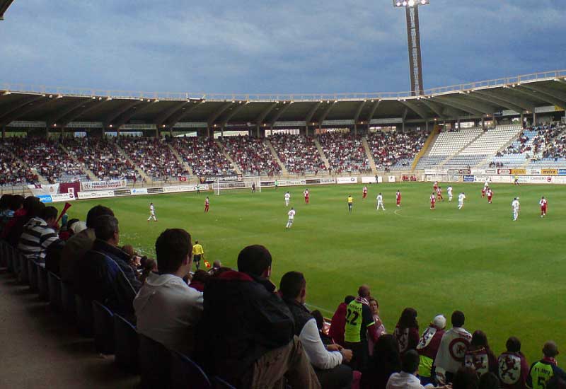 España León  Campo de fútbol Campo de fútbol León - León  - España