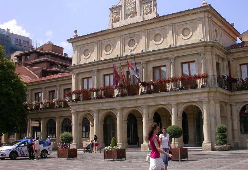 España León  Palacio de la Poridad Palacio de la Poridad Castilla León - León  - España