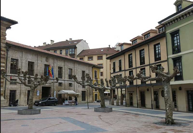 España Oviedo Plaza de Daoíz y Velarde Plaza de Daoíz y Velarde Oviedo - Oviedo - España