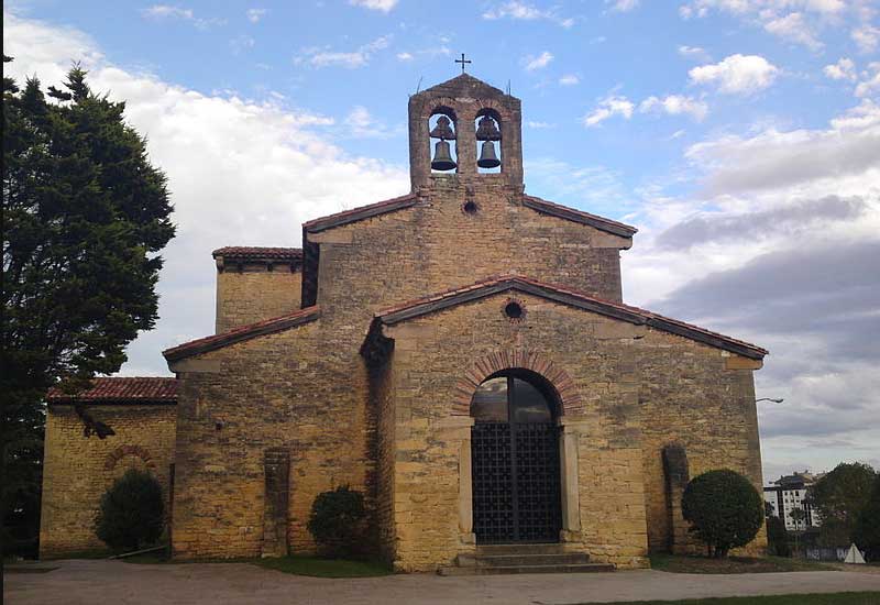 España Oviedo Iglesia de San Julián de los Prados Iglesia de San Julián de los Prados Asturias - Oviedo - España