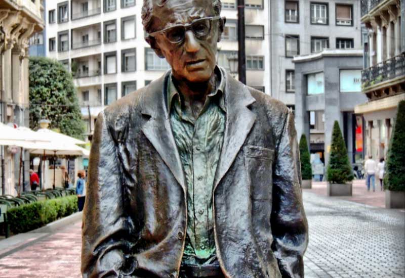 España Oviedo Woody Allen Woody Allen Oviedo - Oviedo - España