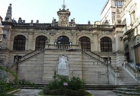 Biblioteca y Casa - Museo de Menéndez Pelayo