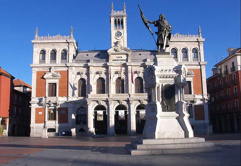 España Valladolid  Estatua del Conde Ansúrez Estatua del Conde Ansúrez Castilla León - Valladolid  - España