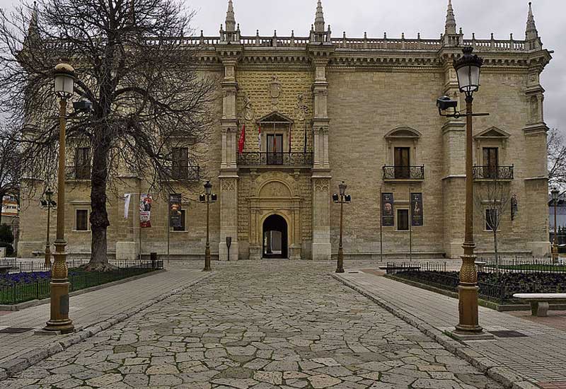 España Valladolid  Colegio de Santa Cruz Colegio de Santa Cruz Valladolid - Valladolid  - España