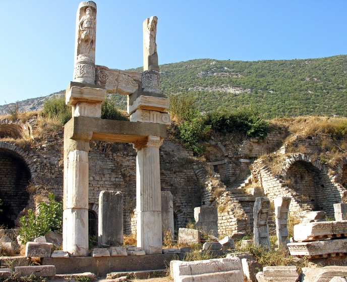Turquía Selcuk  El Templo de Domiciano El Templo de Domiciano Selcuk - Selcuk  - Turquía