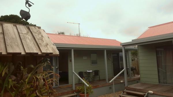 DAYLESFORD CENTRAL MOTOR INN