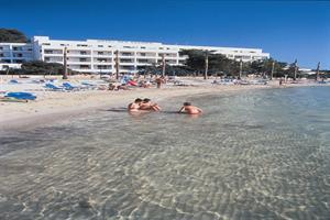 Las mejores ofertas de Apartamentos Ses Sevines Bahía de San Antonio