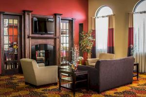 Las mejores ofertas de COMFORT INN - PORT HURON Port Huron 