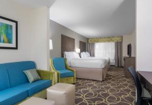 Las mejores ofertas de HOLIDAY INN EXPRESS & SUITES AMES Chicago