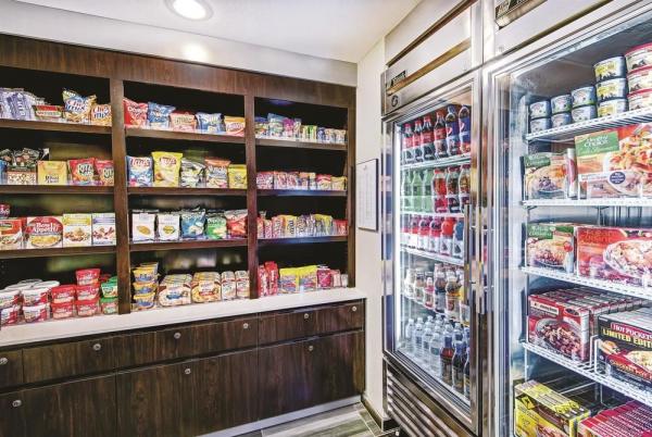 LA QUINTA INN HOUSTON BAYTOWN EAST 4025