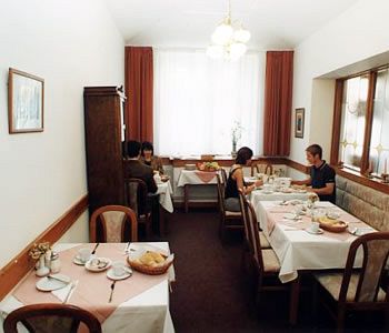 Las mejores ofertas de HOTEL 16 Praga