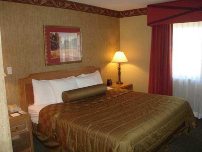 Best offers for EMBASSY SUITES DES MOINES ON THE RIVER Des Moines 
