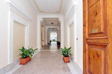 Las mejores ofertas de LUCKY DOMUS Roma