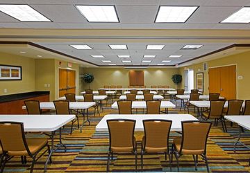 Las mejores ofertas de FAIRFIELD INN SUITES By MARRIOTT TOLEDO NORTH Toledo 